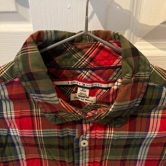 Tommy Hilfiger Custom Fit Shirt - Picture 2 of 2